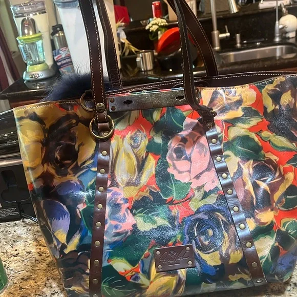 Patricia Nash Benvenuto Tote - Picture 1 of 10